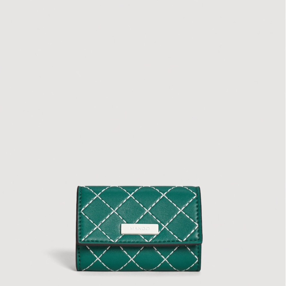NWT • MANGO • Contrast Seam Wallet